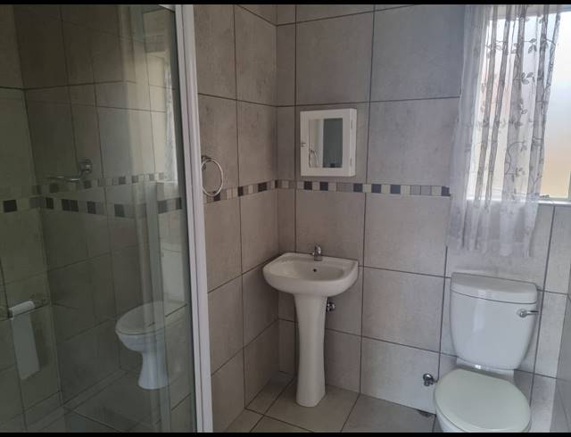 3 BEDROOM TOWNHOUSE FOR SALE IN WATERKLOOF HILL ESTATE